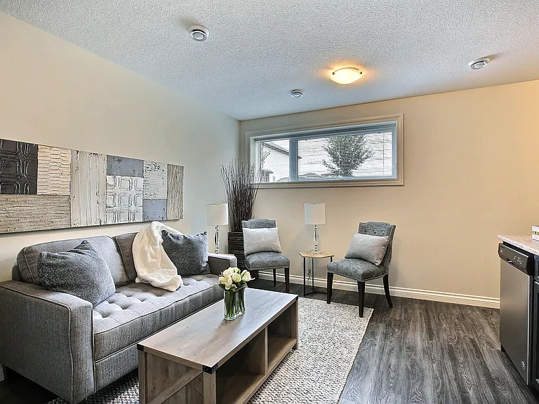 5636-5636B Vedette Rd #5600 — Photo 8