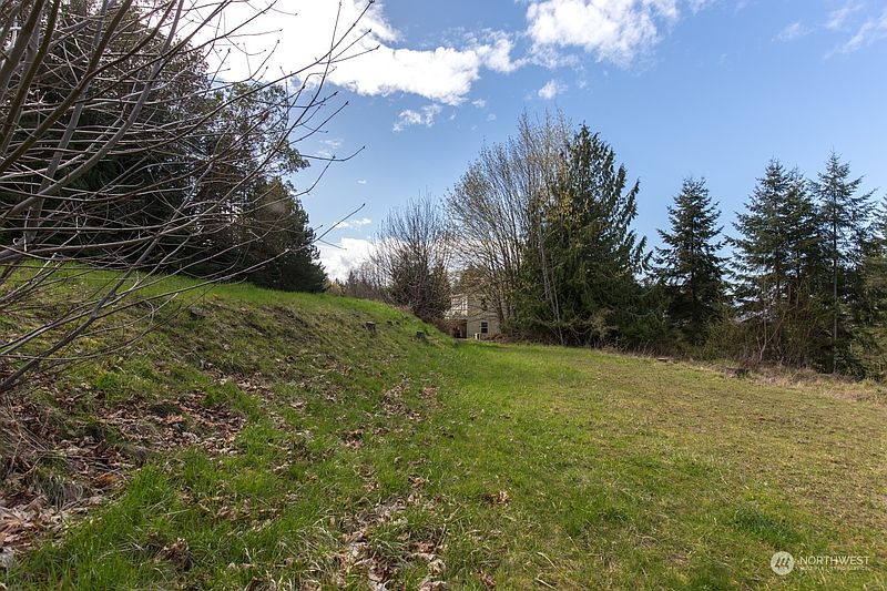 5th image of 9999 Fox Hollow Road