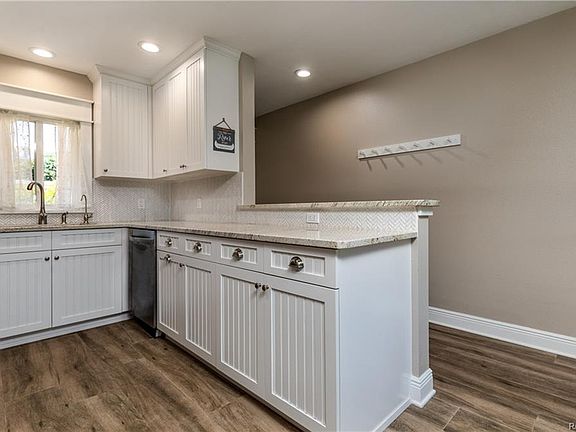 5th image of 16 Beach Ln APT 101