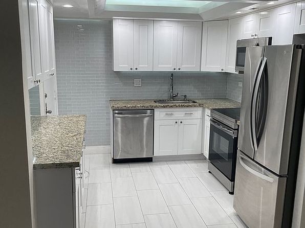 8107 SW 72nd Ave #125