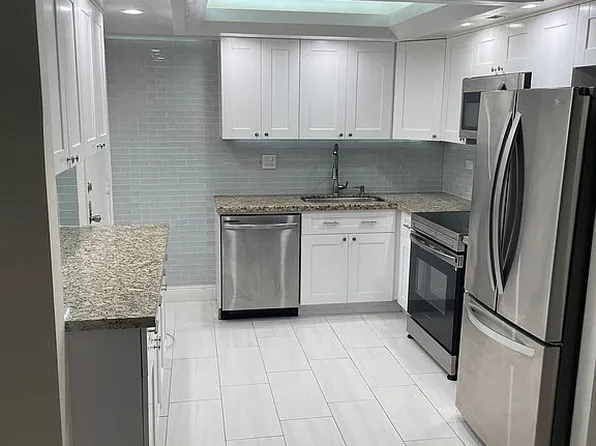 8107 SW 72nd Ave #125, Miami, FL 33143