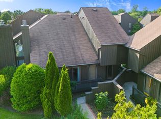 200 Westgate Dr, Edison, NJ