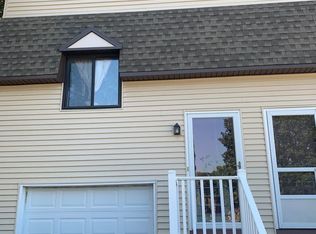 2509 Pond View Dr, West Chester, PA 19382