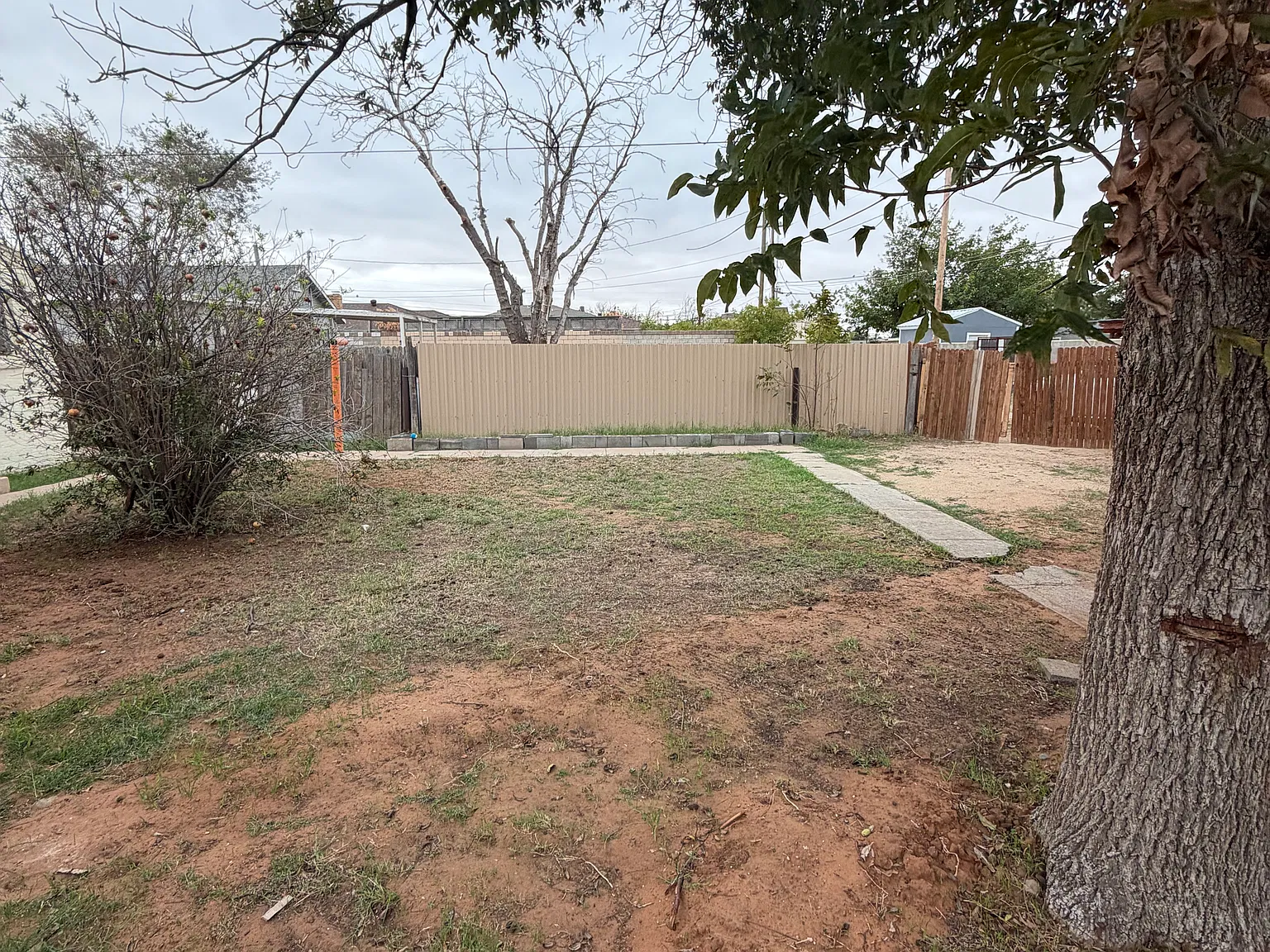Studio, $899 — Photo 2