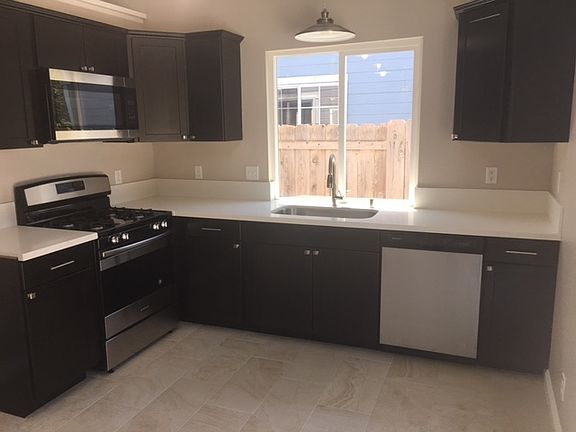 4th image of 617 Myrtlewood Ct