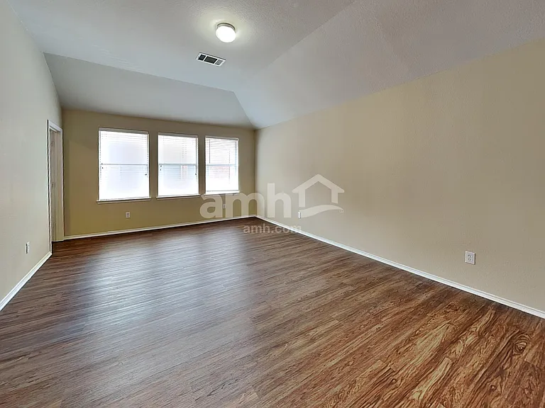 5009 Blackwood Dr — Photo 23