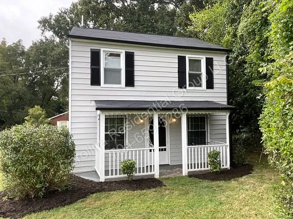 3905 Freedom Dr, Charlotte, NC 28208