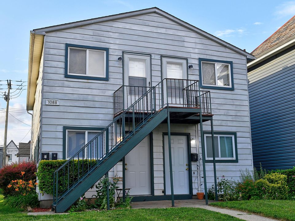 1st image of 1088 Franklin Ave