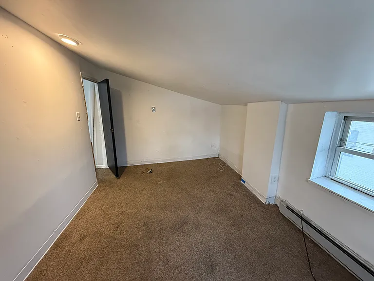 2027 E Madison St #3 — Photo 6