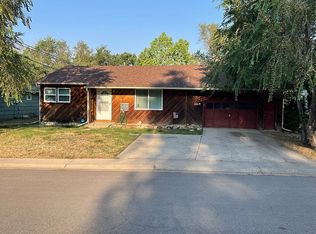 536 Sheldon Dr, Fort Collins, CO 80521