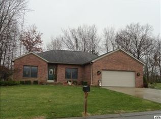 292 Matthew Dr, Seymour, IN 47274