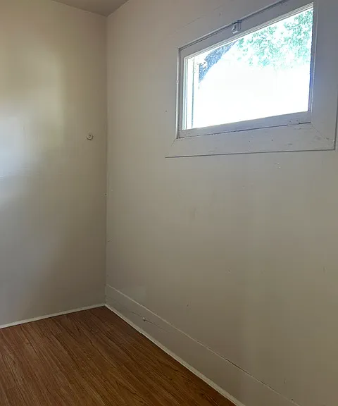 221 Walnut St — Photo 7