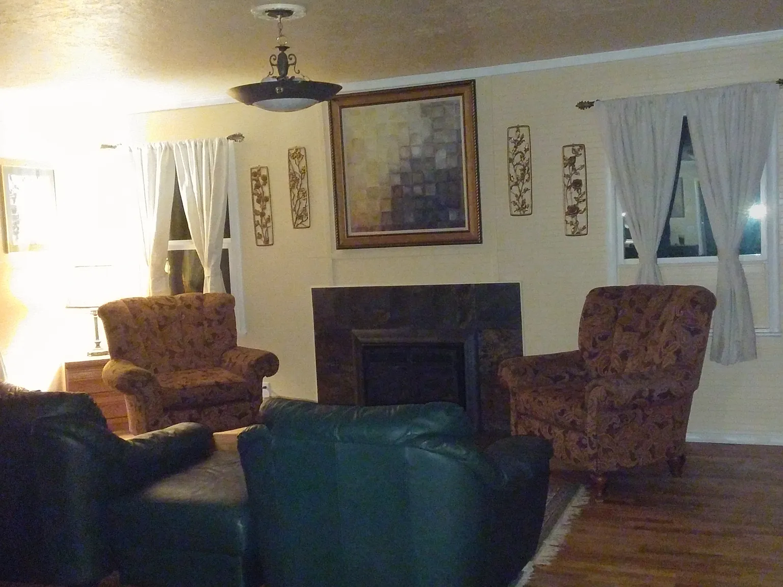 3 bed, 1400 sqft, $1,900 — Photo 3