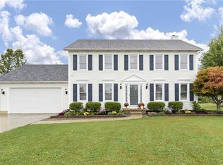 692 Meadow Ln, Wellington, OH 44090