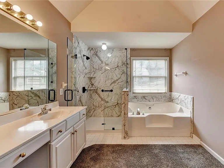 2899 Savannah Walk Ln — Photo 20