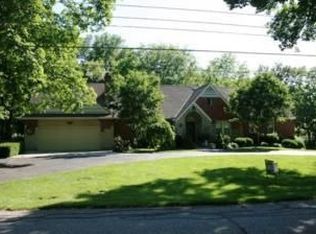 7210 NW Maple Ln, Platte Woods, MO 64151