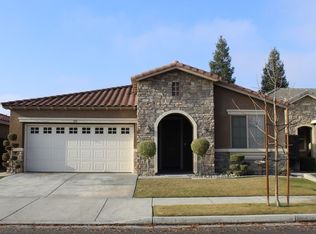 231 Bloomfield Dr, Bakersfield, CA