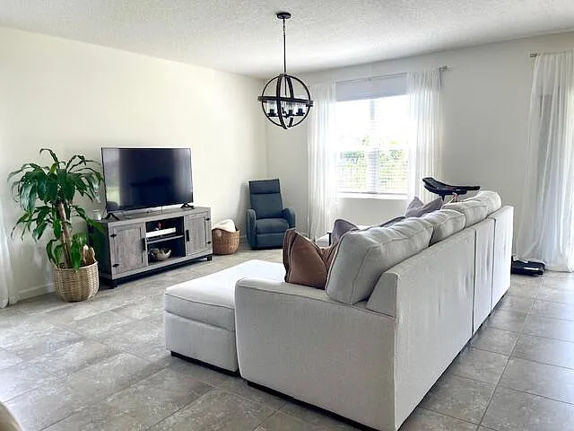 10574 SW Cambria Ln — Photo 38