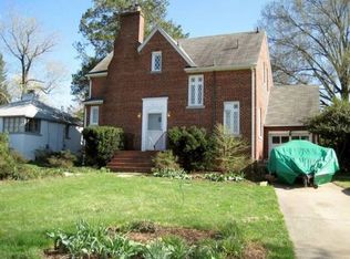 3912 7th St S, Arlington, VA 22204