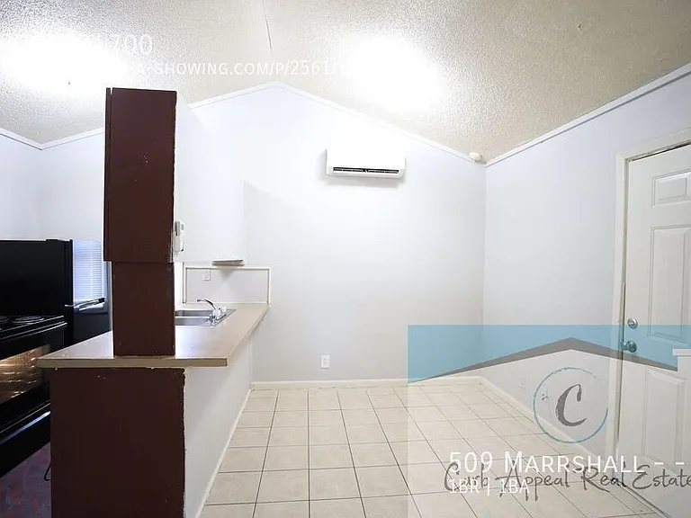 509 Marshall St #A — Photo 2