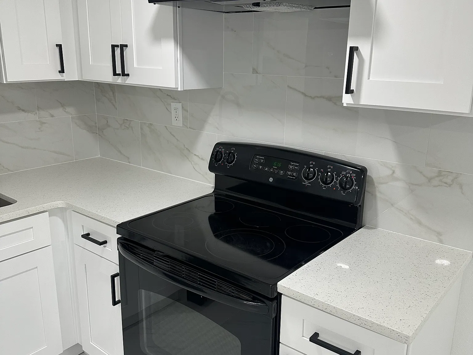 1 bed, 390 sqft, $1,200 — Photo 2