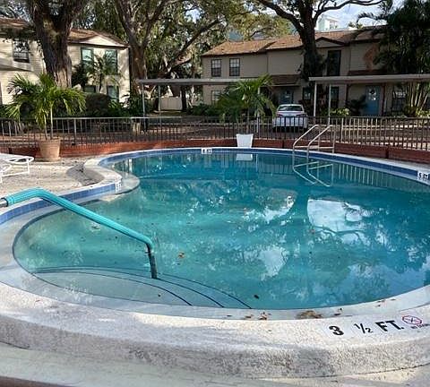 4th image of 1515 Bayshore Blvd APT 14