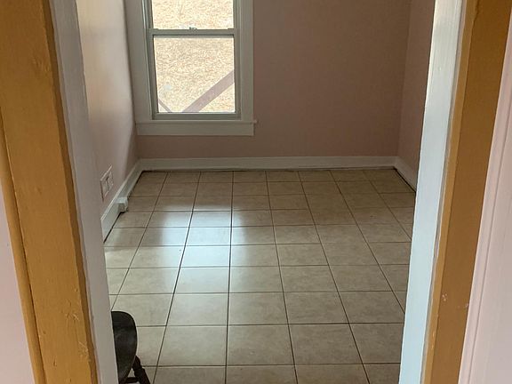 Dining room , possible bedroom