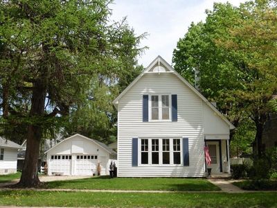 303 Blunt St, Charles City, IA, 50616