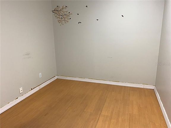 5th image of 1462 E Michigan St #4