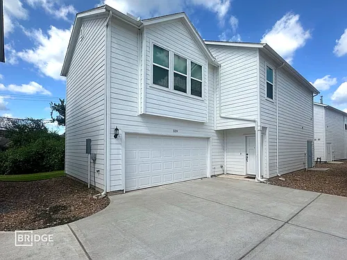 Floor plan 339 Huisache Street