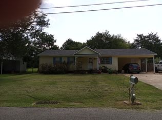 1507 Elmwood Dr, Demopolis, AL 36732