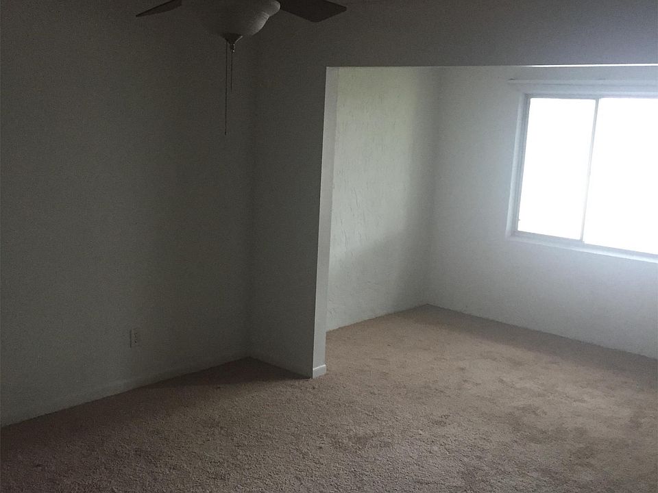 2nd image of 2001 San Marcos Dr SE APT 8