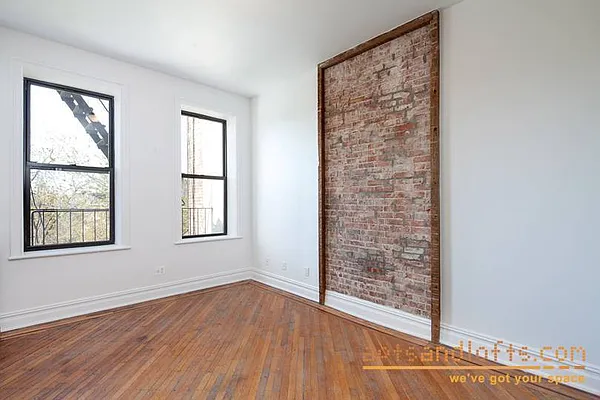 Rented by aptsandlofts.com | media 29