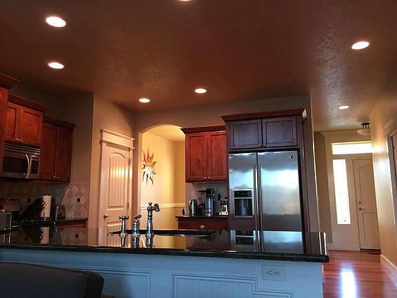 Custom Cabinets, Stainless Steel appliances