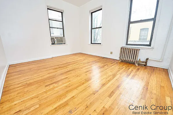 Rented by Genik Group Corp | media 44