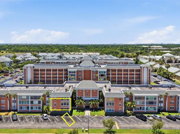 1900 68th St N APT 205, Saint Petersburg, FL 33710