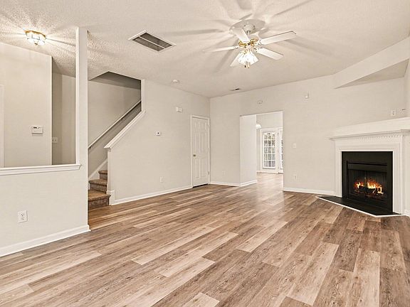 5th image of 10947 Pendragon Pl