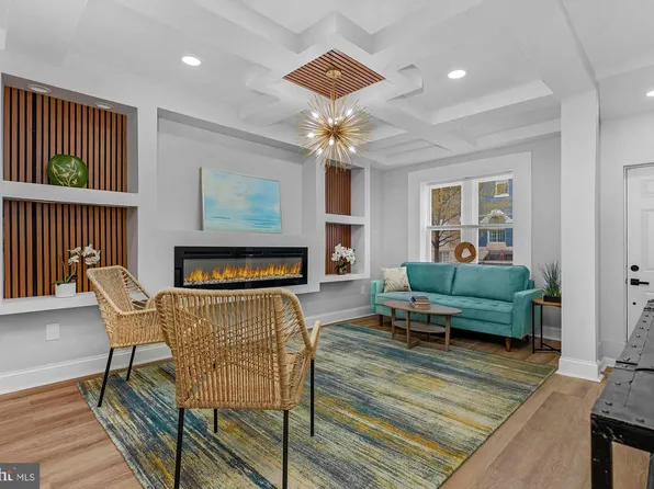 441 N Lakewood Ave, Baltimore, MD 21224