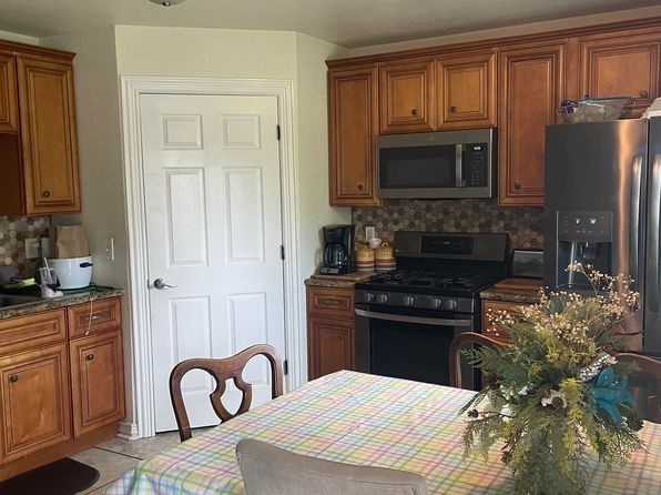 4909 Shortline Ave, Port Arthur, TX 77640
