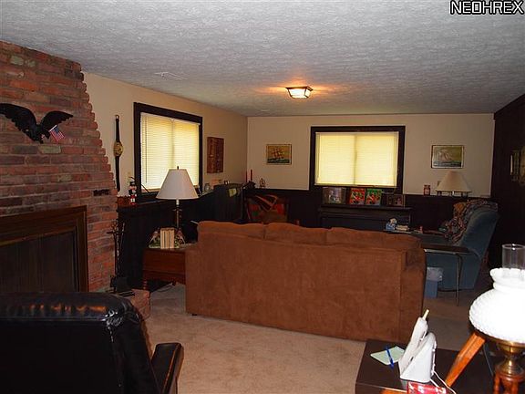 5th image of 1952 Frances Dr