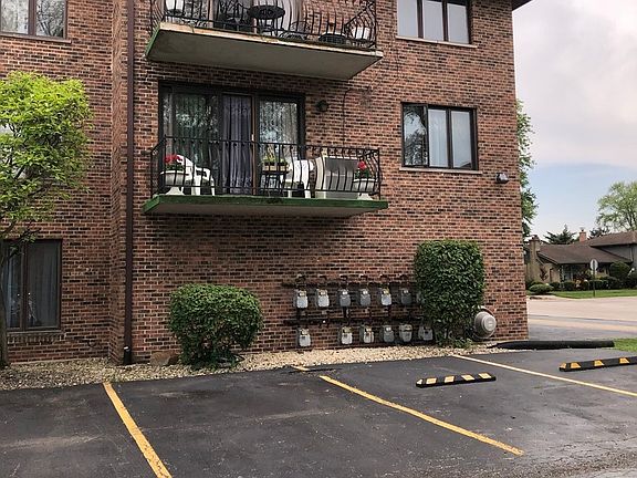 5th image of 9535 S Mayfield Ave