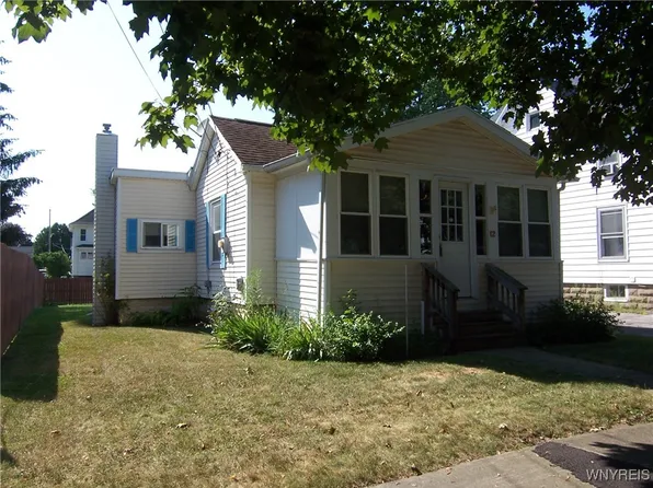 12 Linwood Ave, Batavia, NY 14020