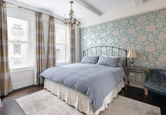 4th image of 122 E 82nd St #4AB