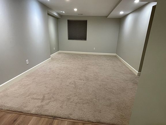 Spacious Living room