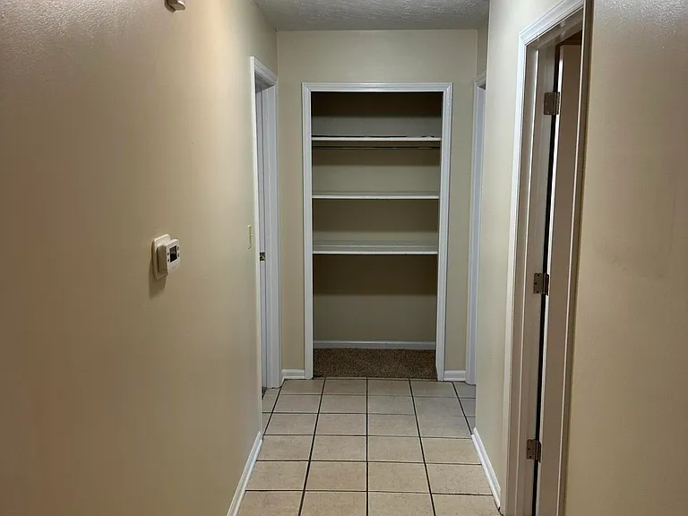415 Ridgewood Ln #2 — Photo 26