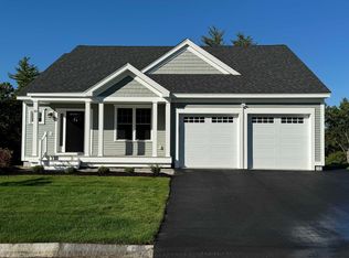 50 Evergreen Dr, Auburn, NH 03032