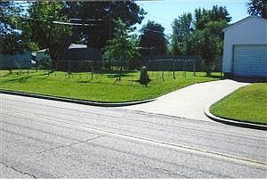 2nd image of 1233 W Quahah Ave