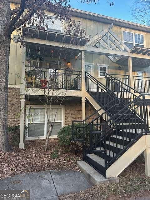 1st image of 490 Barnett Shoals Rd APT 411