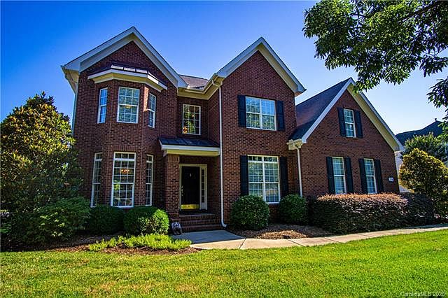 1st image of 216 Three Greens Dr