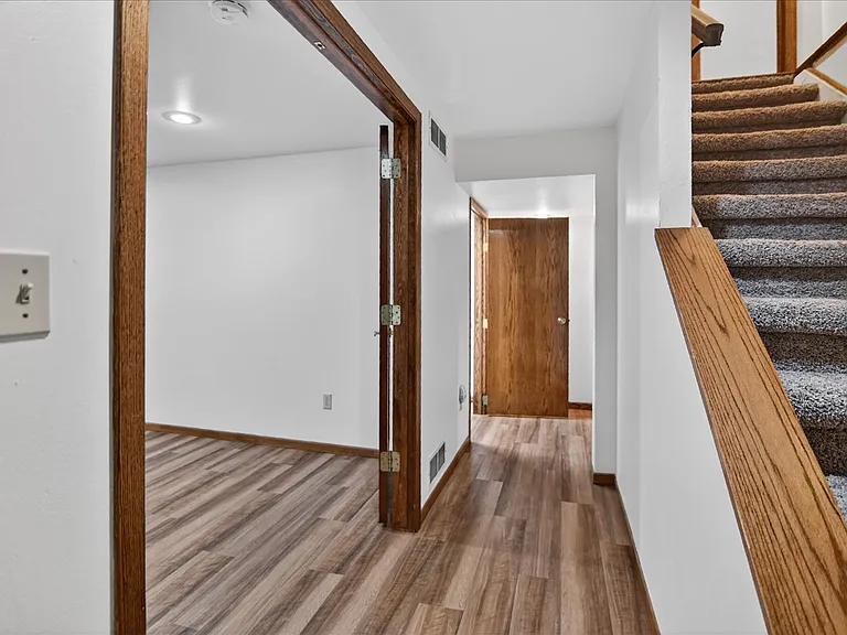 1014 N Westfield Rd — Photo 35
